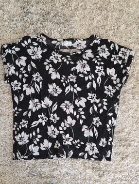 Black Floral Crop Top with White Blooms